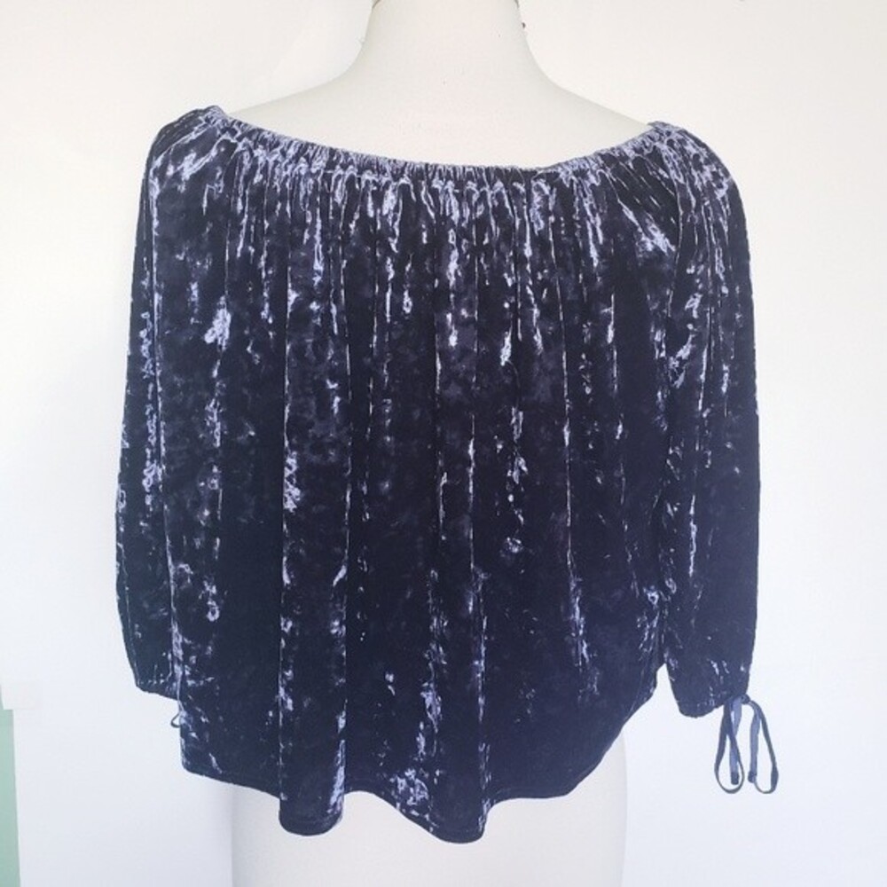 AEO Navy Blue Velvet Off the Shoulder Top - S|P - Picture 8 of 16